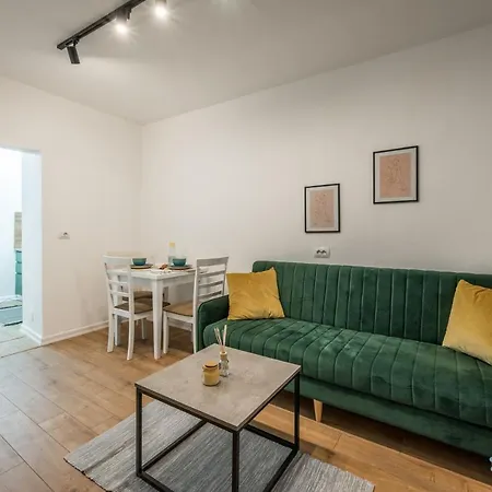 Atomium * Τίρανα