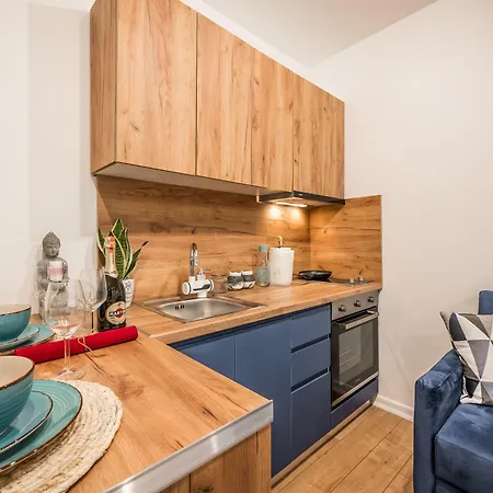 Atomium * Τίρανα